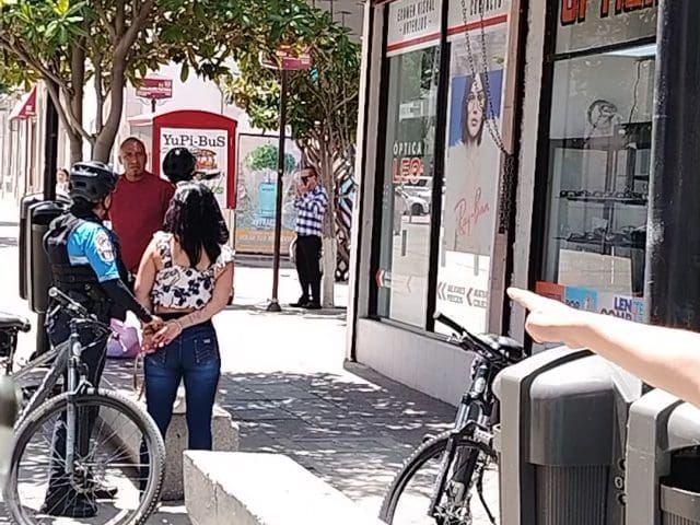 Agarran a farderos en pleno Centro de la ciudad