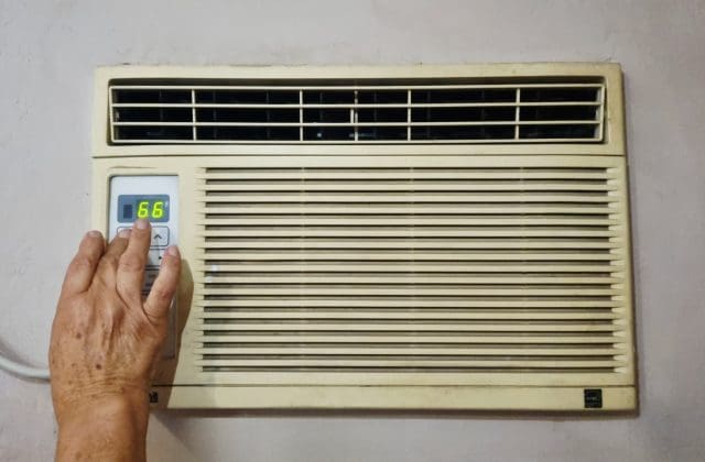 Bomberos alertan sobre fallas eléctricas por falta de mantenimiento en aires acondicionados