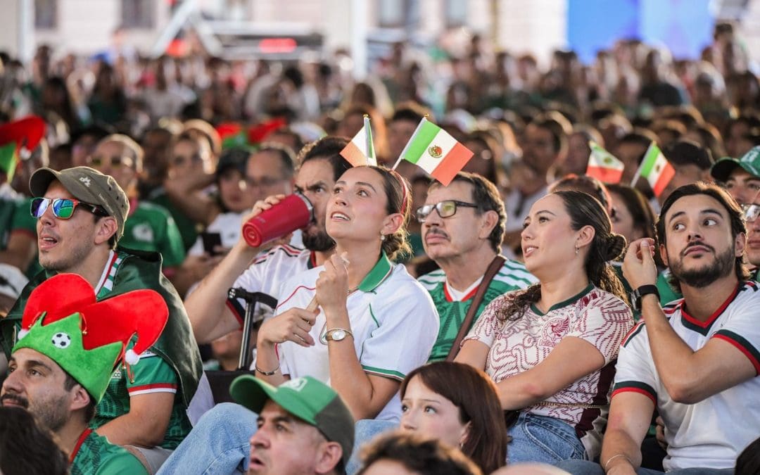 Celebran chihuahuenses triunfo de México ante Corea