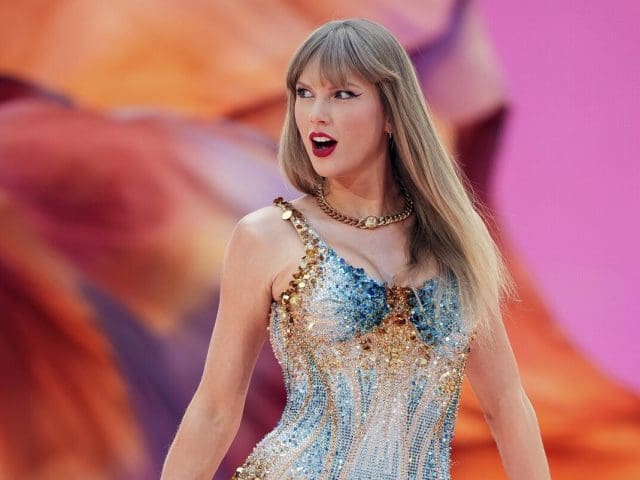 Taylor Swift ingresa al Songwriters Hall of Fame y hace historia como la mujer más joven en lograrlo