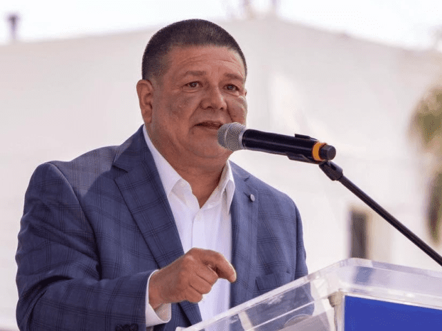 “No vengo a imponer reglas; acataré lo que decida el PAN”: Jáuregui