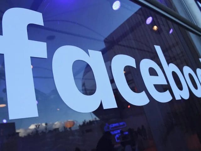 ¡No es tu internet! Reportan caída de Facebook e Instagram este viernes