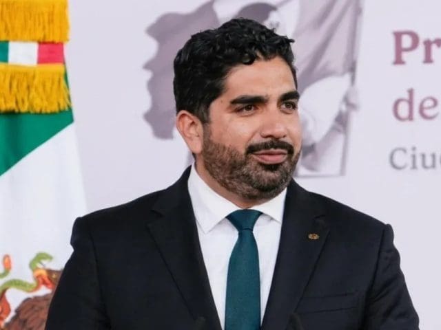Asume Roberto Lazzeri Embajada de México en Estados Unidos