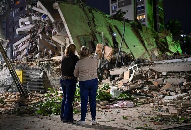 México envía brigada de rescate y apoyo médico a Venezuela tras terremotos