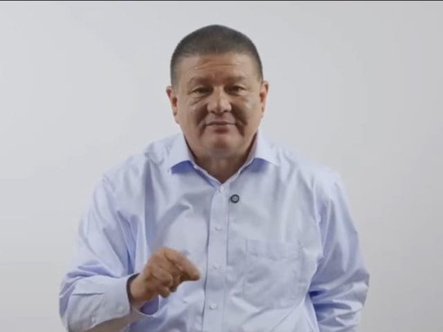No atendere “chirinolas” sobre supuesto distanciamiento con Maru; Jáuregui