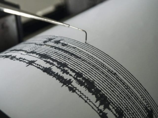 Sismo de magnitud 5.2 se percibe en la CDMX; autoridades reportan saldo blanco y explican ausencia de alerta