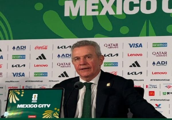 Javier Aguirre pone fin a su carrera y cede a Rafa Marquez