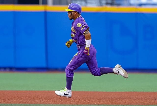 Dorados se impone contra charros y se queda con la serie