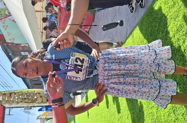 ¡Histórica! María Juana Ramírez rompe el récord de los 21K femenil en Guachochi