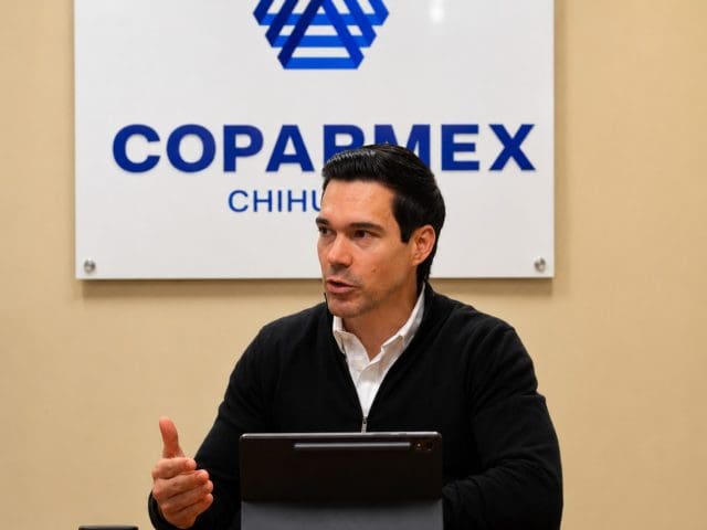 En el IMSS Chihuahua se están muriendo en los pasillos