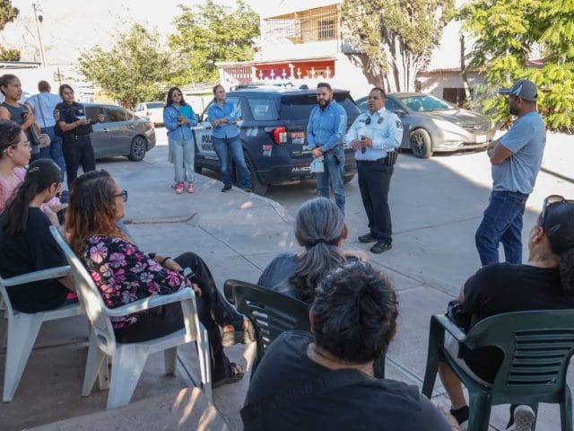 Luis Villegas encabeza jornada de servicios en la colonia Nombre de Dios