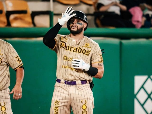 Dorados empareja la serie ante Manzaneros