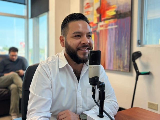 Luis Villegas defiende crédito para la Poniente 5 y afirma que proyecto se ha politizado