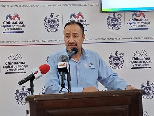 Obras viales avanzan conforme al calendario en Chihuahua; Carlos Rivas