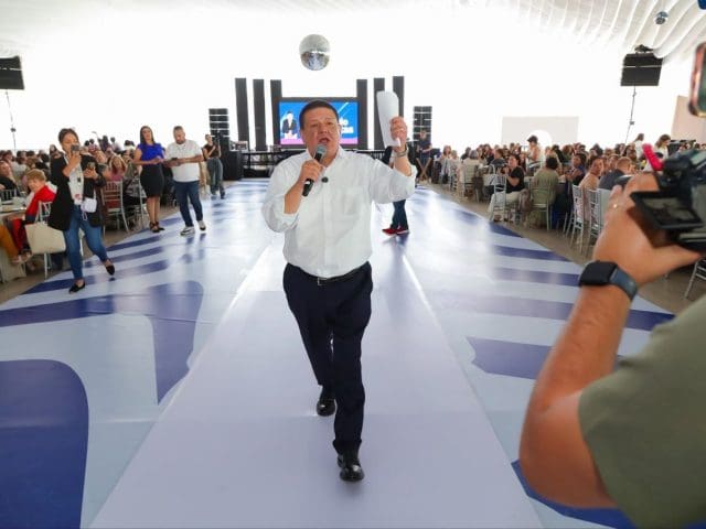Formaliza César Jáuregui su registro en el PAN para buscar la Alcaldía de Chihuahua en 2027