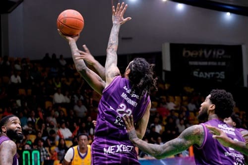 Dorados gana y supera los 100 puntos