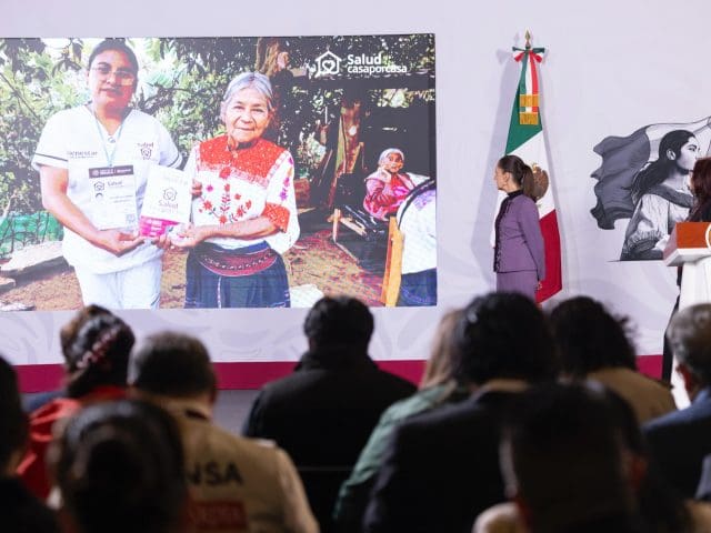 Sheinbaum anuncia creación de 12 mil 750 consultorios de atención primaria