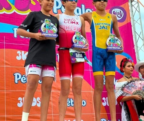 Emilio García sube al podio en Boca del Rio