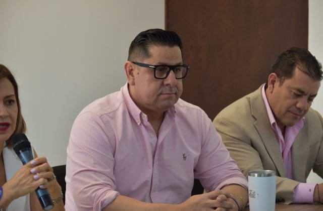 Estamos luchando en contra de la imposición de candidato a la alcaldía por el PAN. Félix Martínez