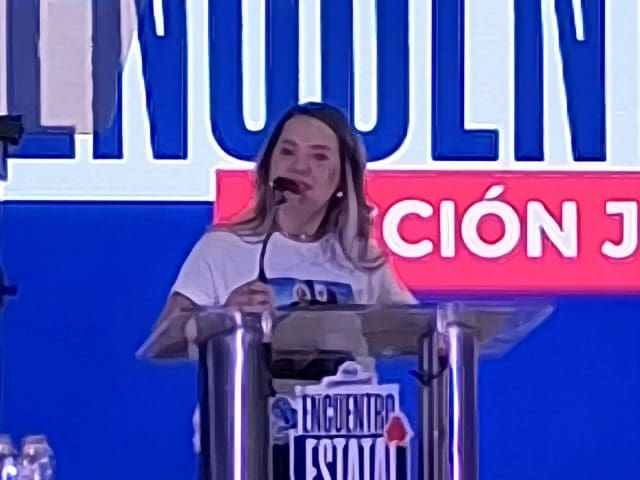 Llama Daniela Aguilar a jóvenes panistas a prepararse y participar rumbo al futuro