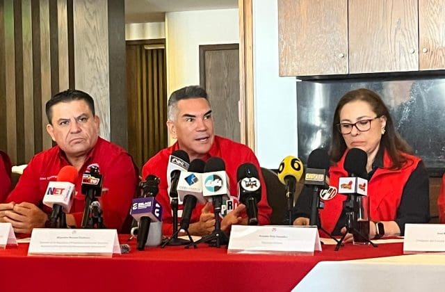Respalda Alito Moreno a Maru Campos para posibles proyectos políticos a futuro