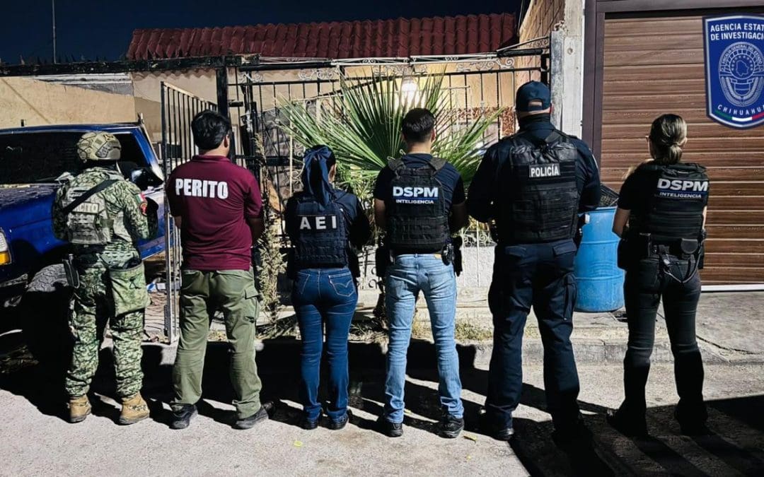 Por denuncias de robo, catean 4 viviendas de la ciudad