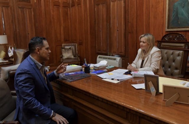Maru “encuartela” a Gil Loya y deja solo a Bonilla