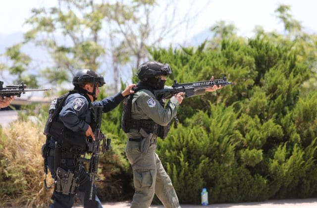 Capacitan a elementos en combate e investigación para fortalecer operaciones policiales