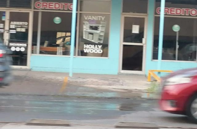 Reportan fuga y fuerte encharcamiento sobre la avenida Universidad