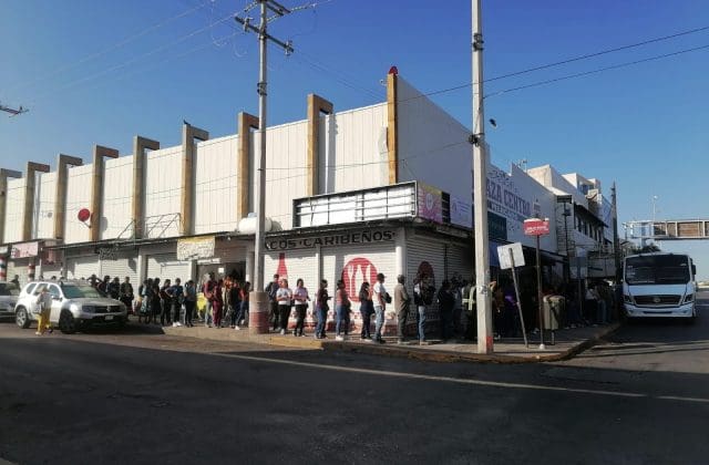 Exhiben de nuevo rezago del transporte publico