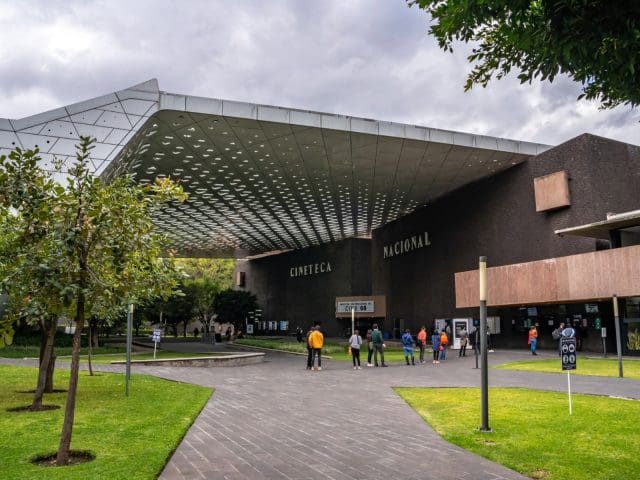 Cineteca Nacional rinde homenaje a Elsa Aguirre con exposición fotográfica