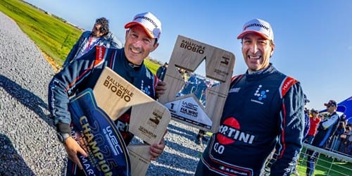 Piloto mexicano Miguel Granados sube al podio en el Rally de Chile