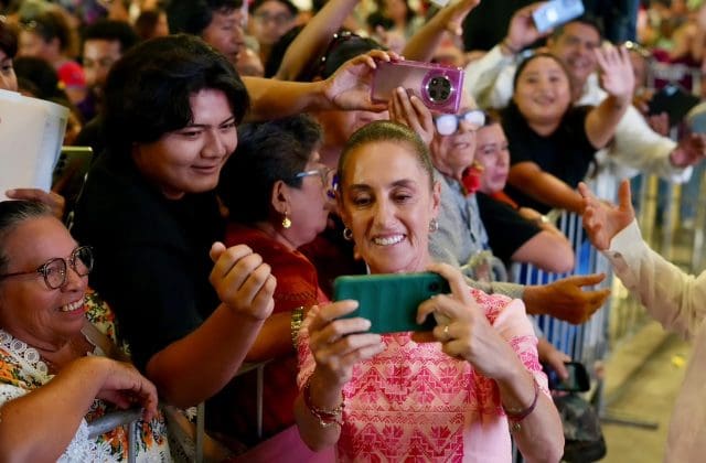 Sheinbaum destaca programas sociales y nuevas obras durante gira por Yucatán