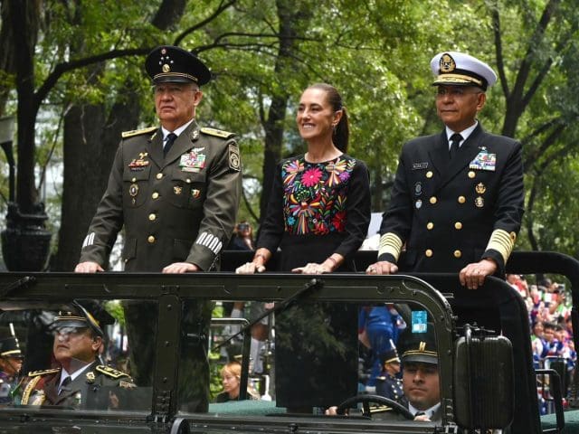 Sheinbaum encabeza ceremonia por el 179 aniversario de los Niños Héroes