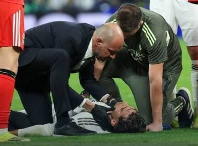 Raúl Asencio quedara fuera del Real Madrid hasta el 2027