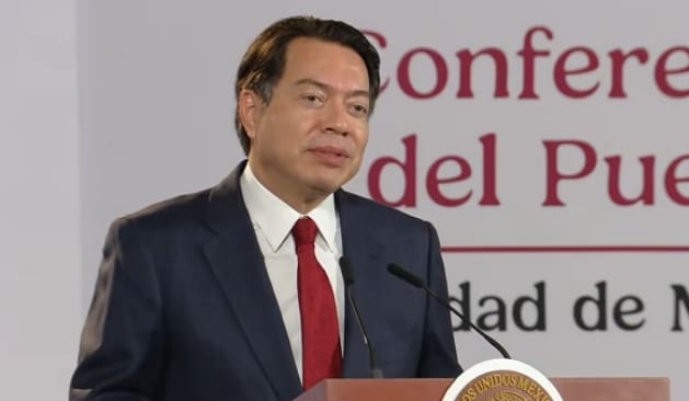 SEP va por celulares y tabletas fuera de primarias y secundarias