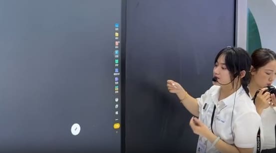 Presentan en China pizarrón con inteligencia artificial