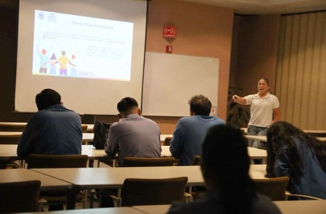 Capacitan a más de 3 mil 400 personas en empresas de Chihuahua sobre prevención de la violencia contra mujeres