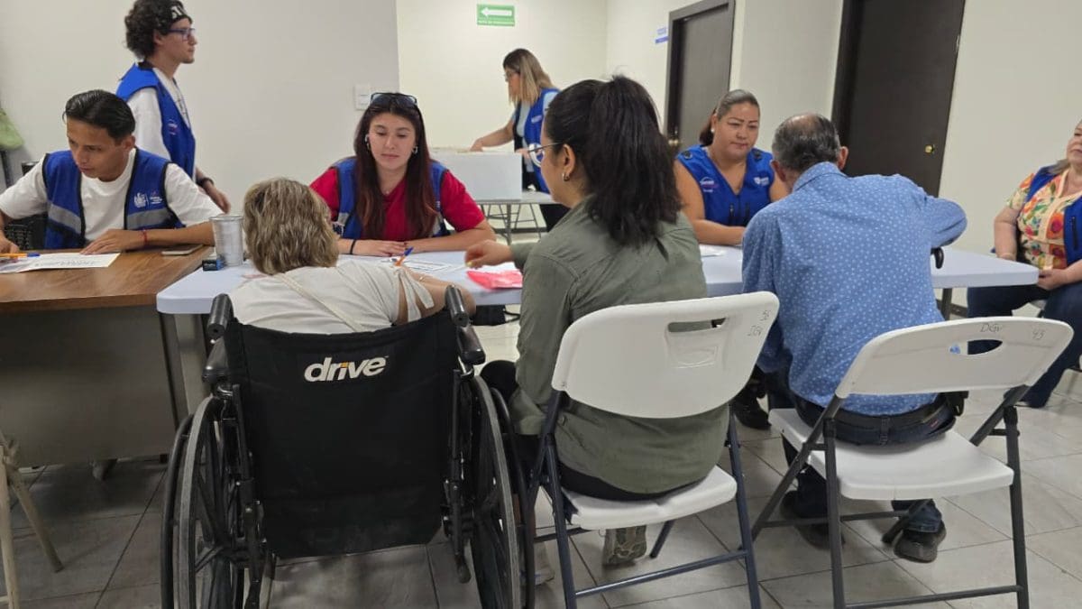 Inicia entrega de apoyos económicos para personas con discapacidad