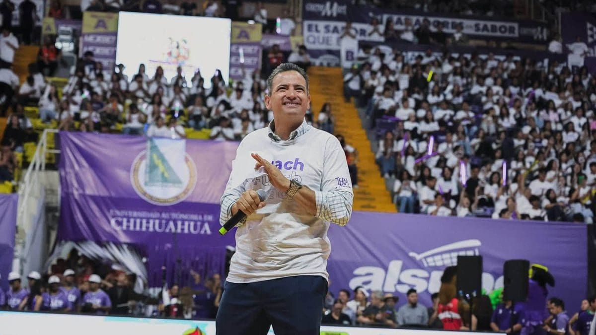 Marco Bonilla da la bienvenida a nuevos estudiantes de la UACH