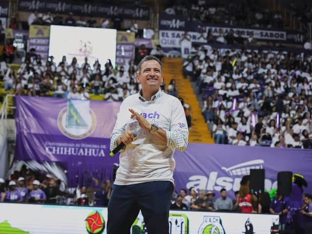 Marco Bonilla da la bienvenida a nuevos estudiantes de la UACH