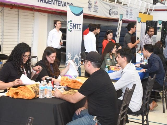 Se ofertan mas de 1,500 vacantes en la Feria de empleo de INDEX