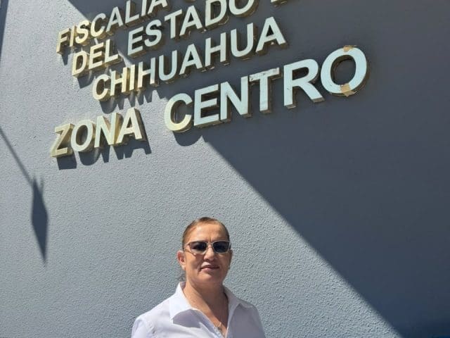 Reconocen a perito experta en huellas dactilares
