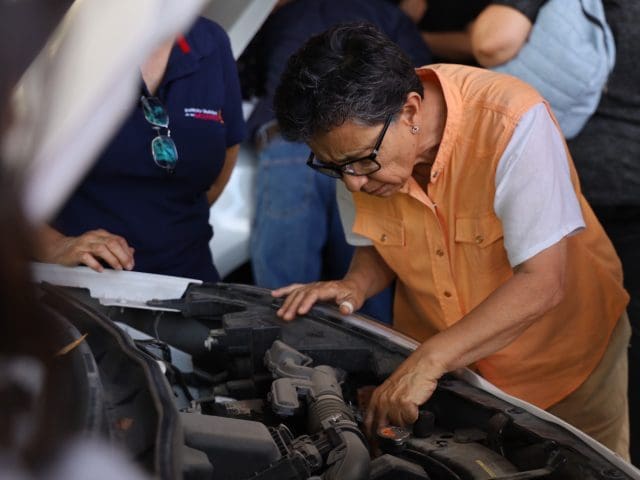 Fortalecen mujeres su autonomía; Municipio realiza curso “Hágalo usted misma”
