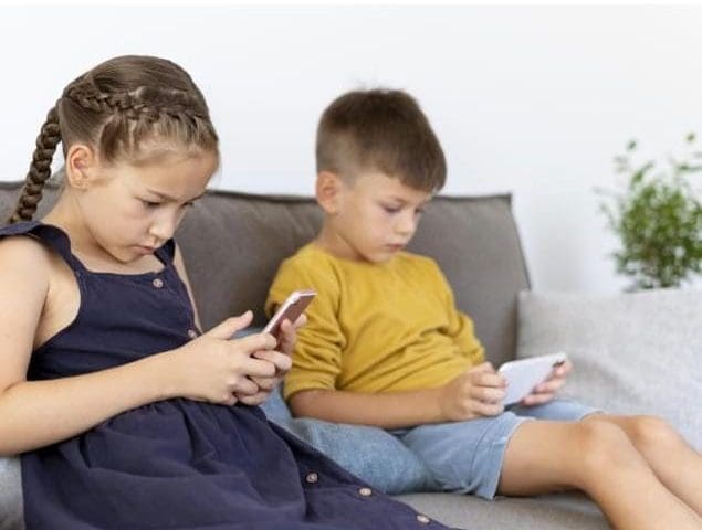 Reestricciones del uso del celular en escuelas; en Chihuahua ya había avance del 50 porciento