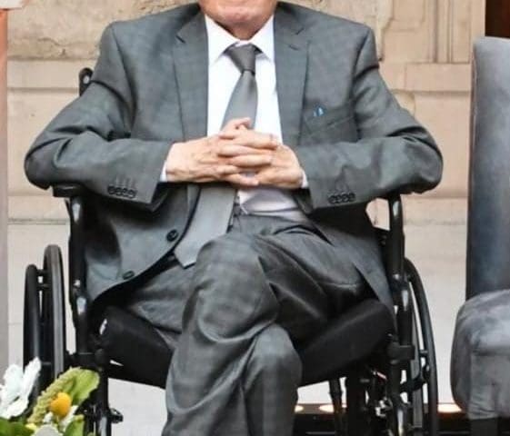 Piden incluir al maestro Antonio Becerra Gaytán en la rotonda de maestros ilustres
