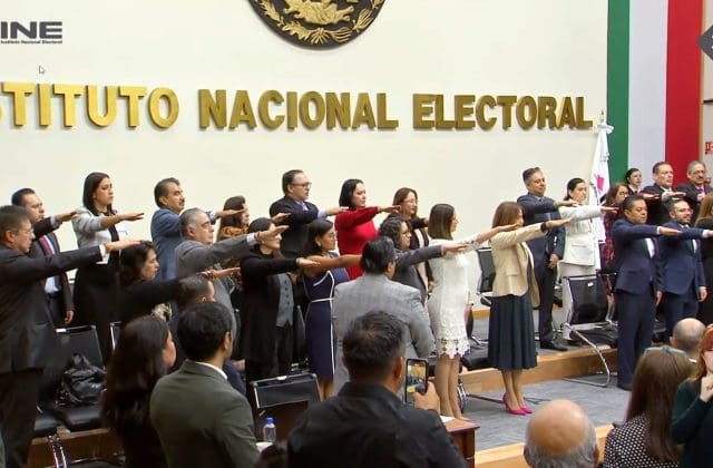 Ocupan 8 plazas vacantes en el INE; 4 a mujeres