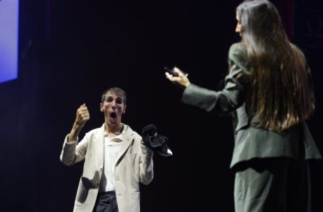 Álex Roca pide derribar prejuicios y perseguir los sueños en «México Siglo XXI»