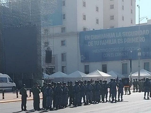 Ensayan elementos del Ejército y Fuerza Área previo a desfile cívico-militar