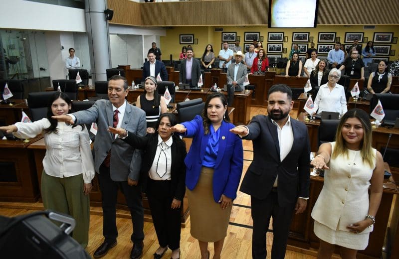 Rinde protesta nueva Mesa Directiva del Congreso, la encabeza Joss Vega